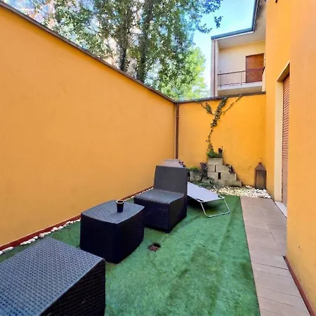 Apartamento Leonardo Academy & Relax 95mq Giardini E Terrazzo *