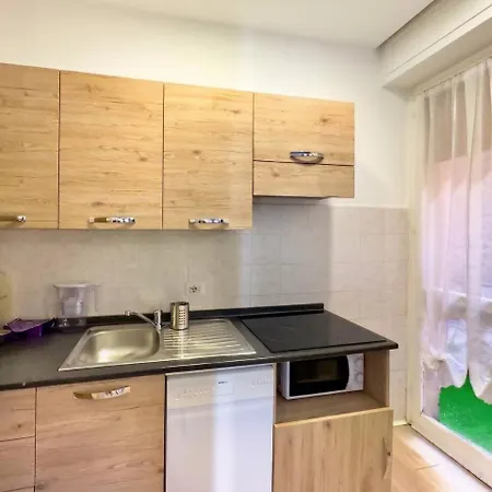 Apartamento Leonardo Academy & Relax 95mq Giardini E Terrazzo